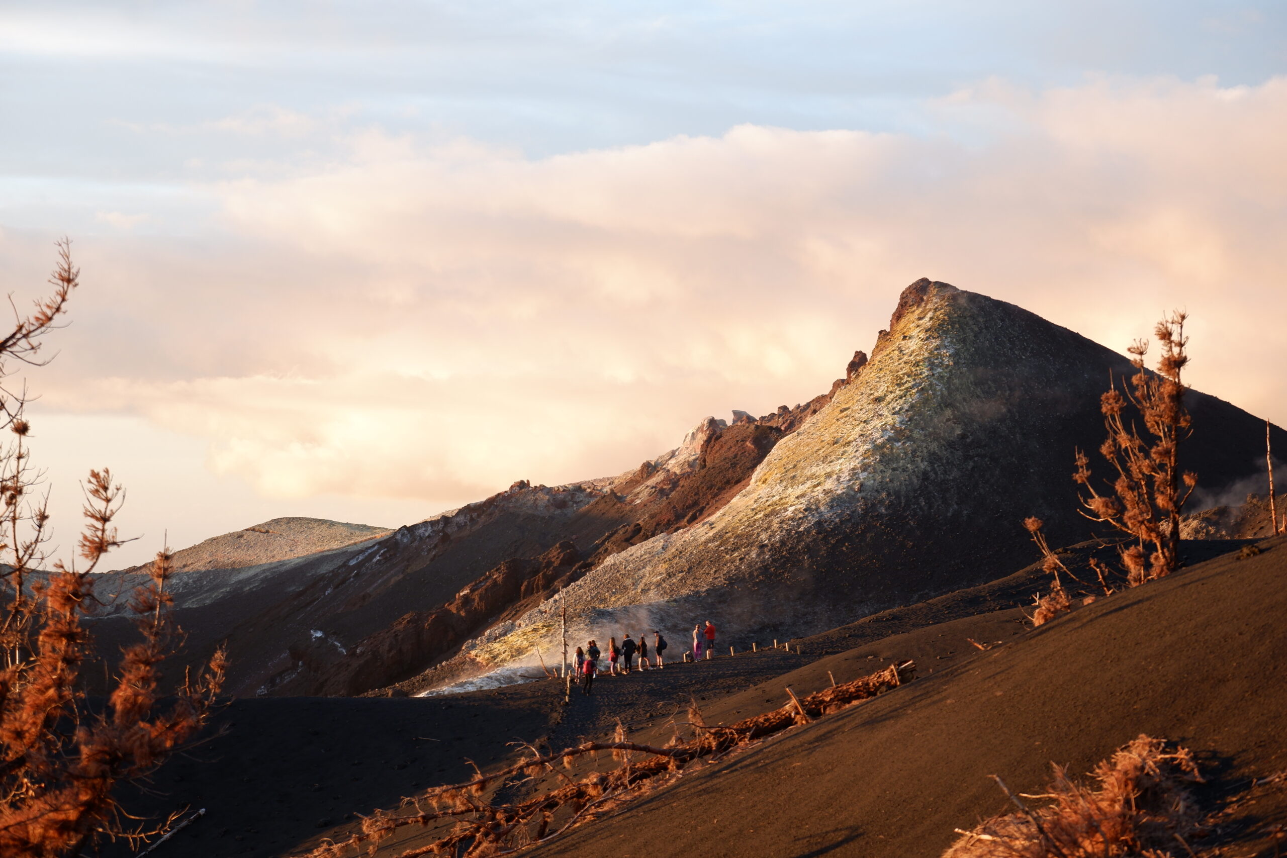 Volcán Tajogaite al atardecer