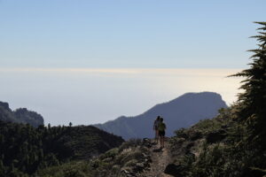 Senderismo al refugio Punta de Los Roques